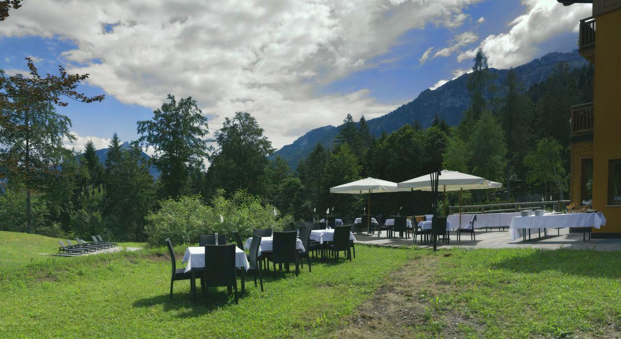 Hotel Chalet Giasenei Sagron Mis Bagian luar foto