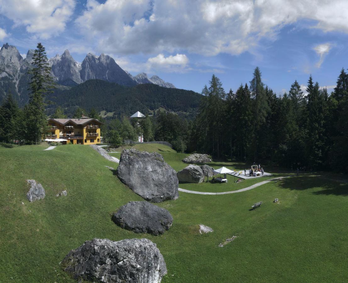 Hotel Chalet Giasenei Sagron Mis Bagian luar foto